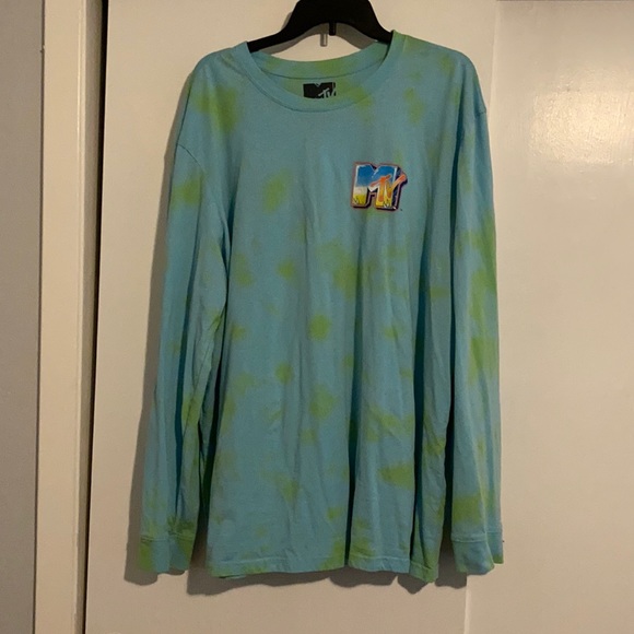 MTV Tops - 2x long sleeve green and blue MTV tee